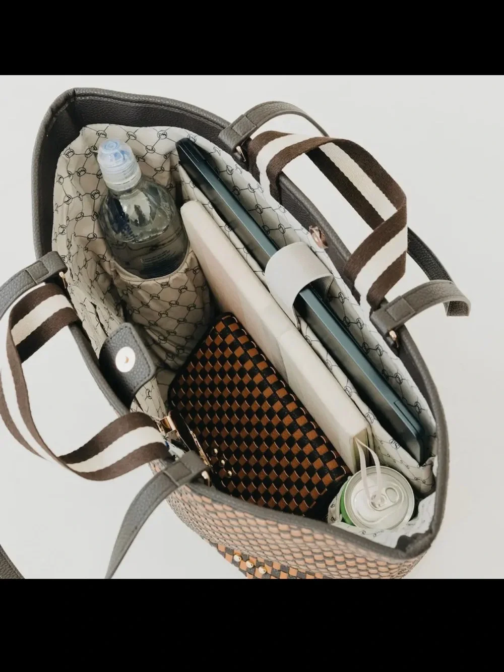 Pretty Simple Woven Tiffany Organizer Tote